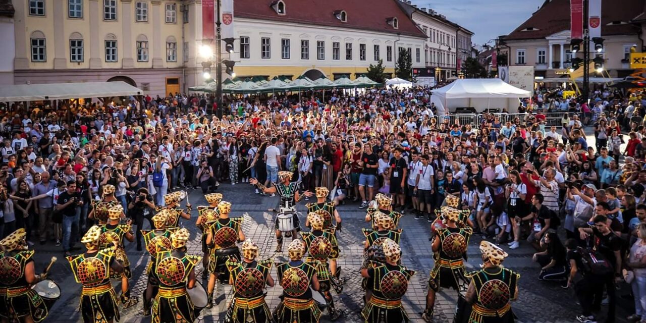 Recomandările de spectacole din prima zi a festivalului