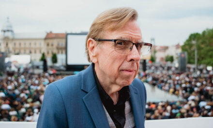„Confort nordic”, cu Timothy Spall, printre primele proiecții sold-out în TIFF.22. Spall: „Rolul meu ca actor este să servesc personajul”
