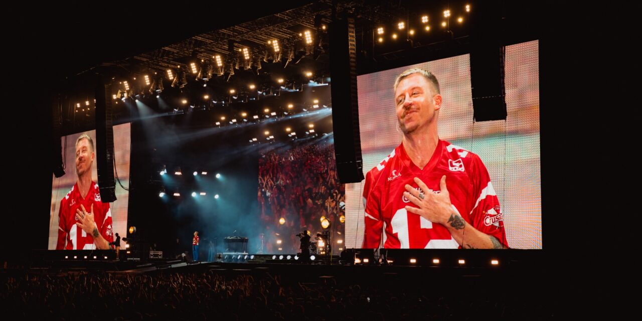 Macklemore: “E imposibil să ai o zi proastă în Cluj”. The Chemical Brothers și-a anulat cântarea de la Electric Castle