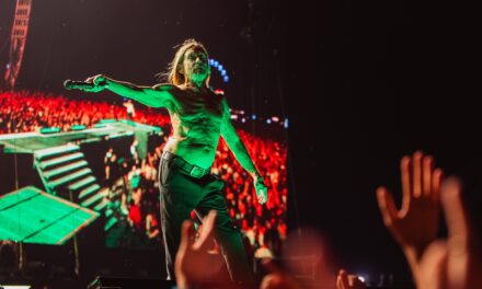 Electric Castle, ziua 3: Show-ul „nașului” stilului punk, Iggy Pop le-a făcut seara petrecăreților. Urmează Sigur Ros și Jamie XX!„…”