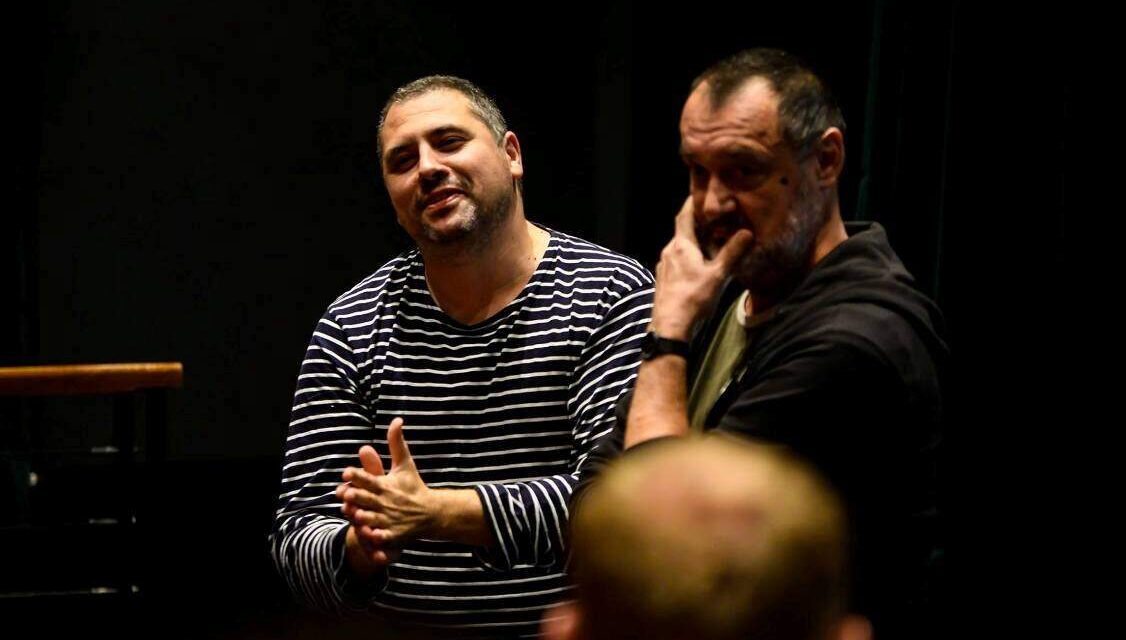 Filmul „Nu aștepta prea mult de la sfârșitul lumii”, al lui Radu Jude, propus de România pentru Premiile Oscar 2024