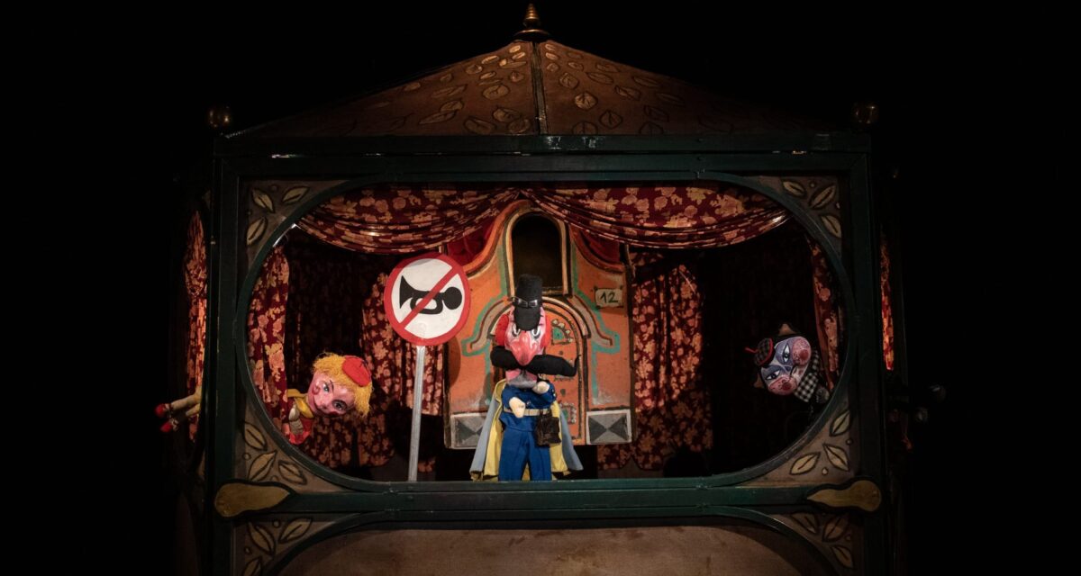 Spectacole după povești clasice pentru copii, în weekend, la Teatrul „Puck”: „Plüm-Plüm kalandjai” / „Aventurile lui Plüm-Plüm”, în limba maghiară, și „Dănilă Prepeleac”