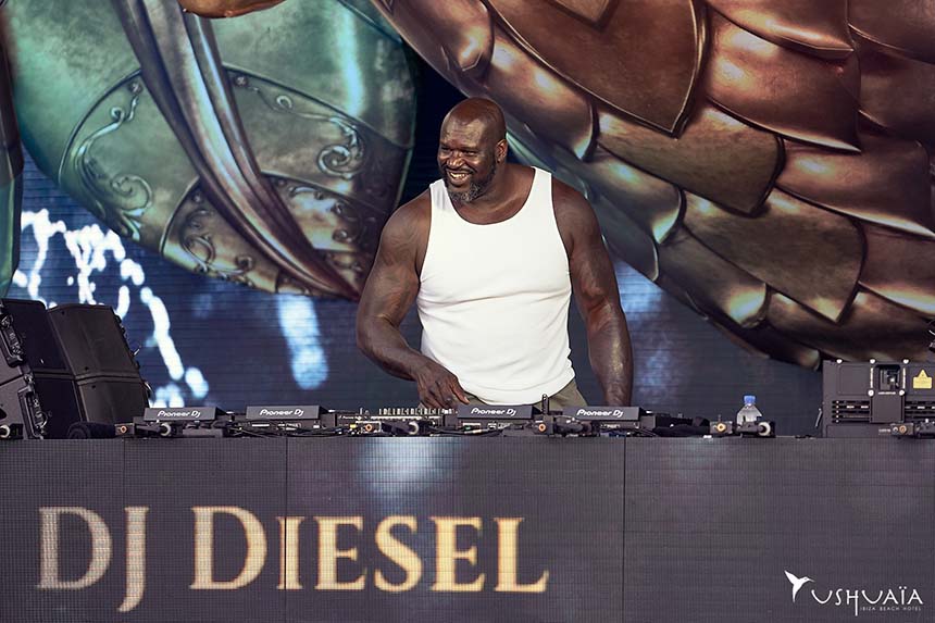 S-au anunțat primii artiști la Electric Castle 2024: Cei mai importanți  – Massive Attack, Bring Me The Horizon și Queens of The Stone Age. Celebrul baschetbalist Shaquille O’Neal aka DJ Diesel va pune muzică la Bonțida