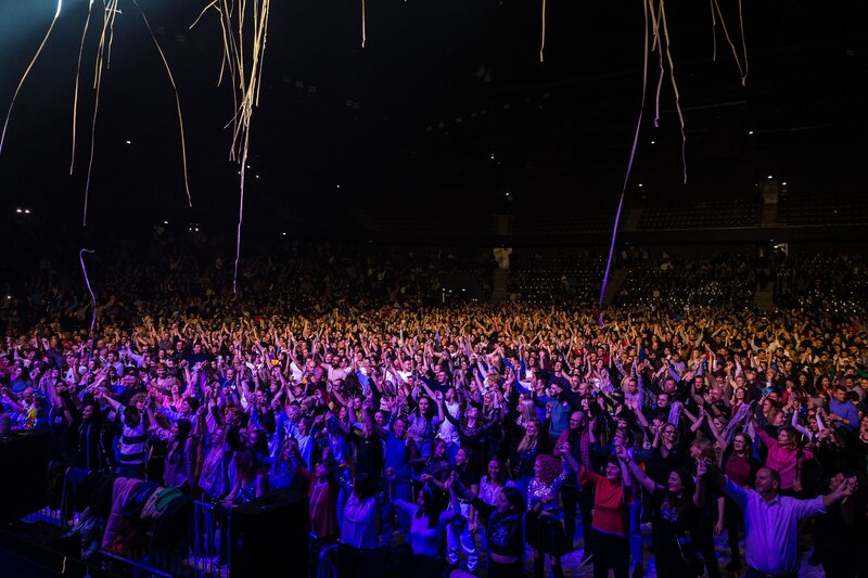 Doamnele și domnișoarele petrec de Ziua Femeii la Sala Polivalentă „BT Arena” cu Lou Bega, Mirabela Dauer, DJ Project și Hara