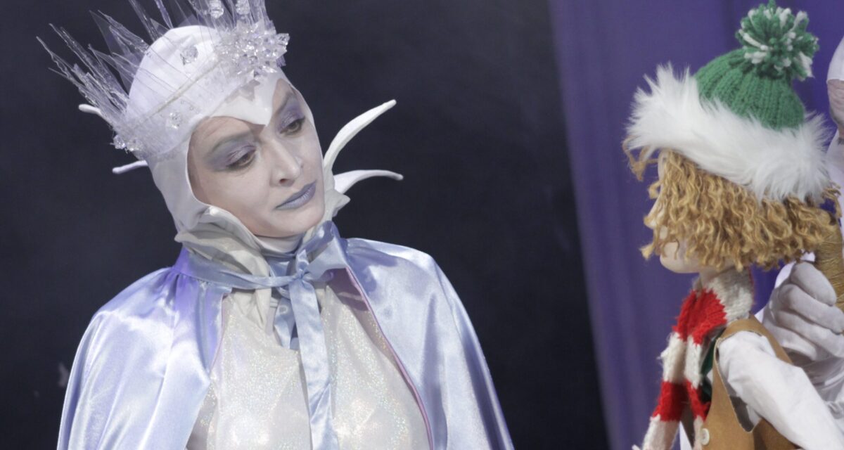 Crăiasa Zăpezii revine pe scena Teatrului „Puck”, în două reprezentații