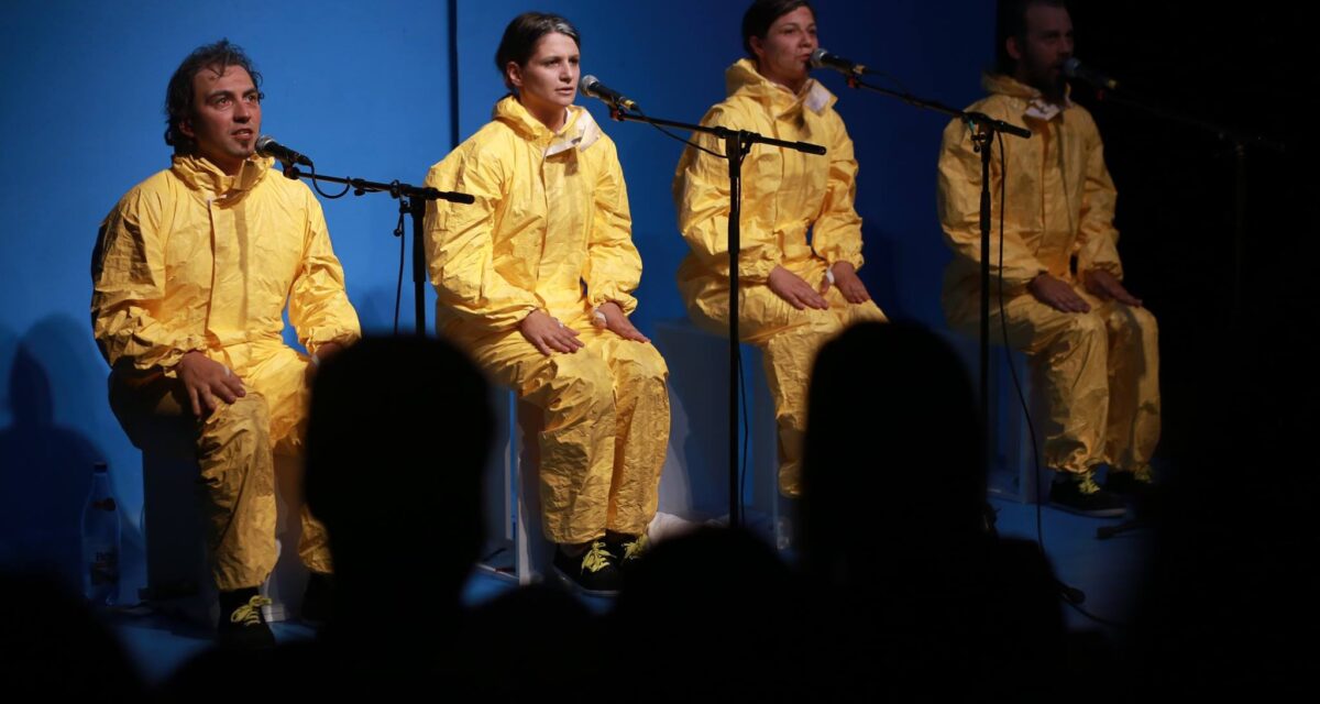 10 ani de „Reactor de creație și experiment”, sărbătoriți cu un „performance”, o cină comunitară și o petrecere. Programul aniversar al lunii martie