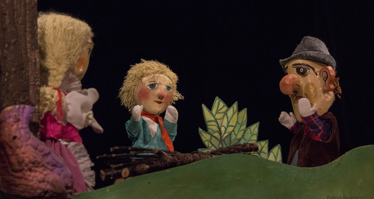Spectacolele „Hänsel și Gretel” și „Lupul interzis”, în weekend, la Teatrul de Păpuși „Puck”