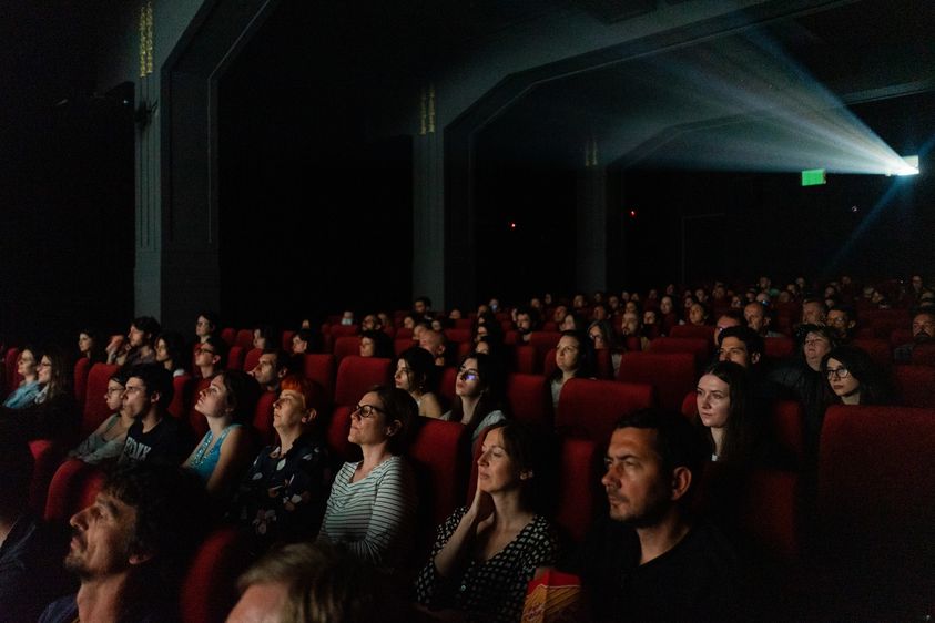 UrbanEye Film Festival revine la Cluj-Napoca, la cea de-a treia ediție, cu proiecții și tururi ghidate de artă urbană și arhitectură modernistă