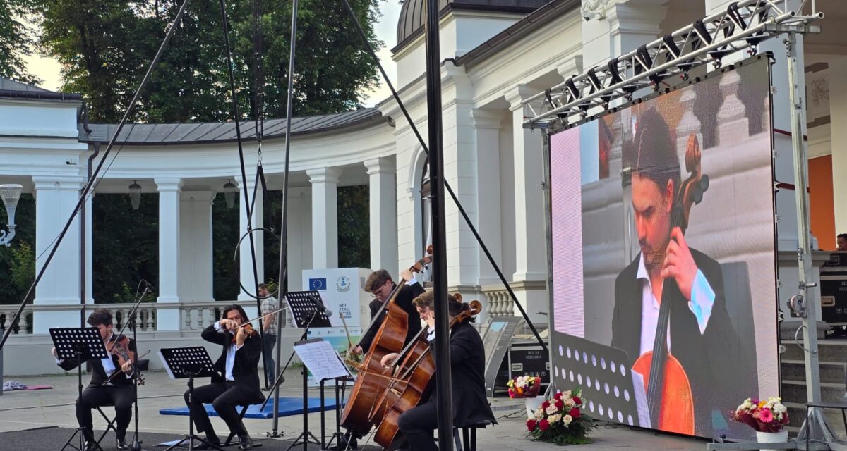 „Îngeri de asfalt”, un specatcol de neuitat de muzică și dans, la Casino-ul din Parcul Central „Simion Bărnuțiu”