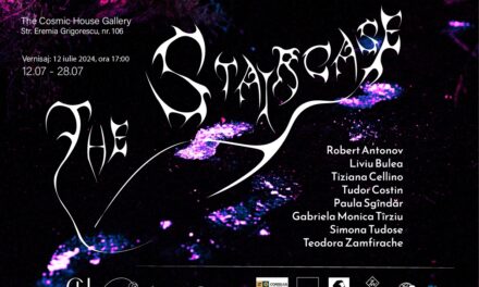 Expoziția comună „The Staircase”, despre fenomenul cunoscut drept „Mintea Scărilor” sau „Spiritul Scărilor”, la The Cosmic House Gallery
