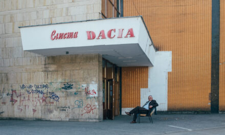 „Greatest Clicks” – un colaj suprarealist de fotografii, realizat de Hajdu Tamás, la Muzeul de Artă Cluj-Napoca