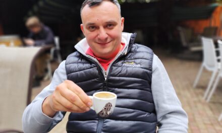 INTERVIU // Nicu Bendea, la aniversarea de 20 de ani de carieră în „stand-up comedy”. Comediantul pregătește un show special de 2 ore, în 9 octombrie la CCS Cluj-Napoca