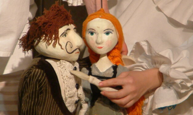 „Cenușăreasa” revine pe scena Teatrului de Păpuși „Puck”